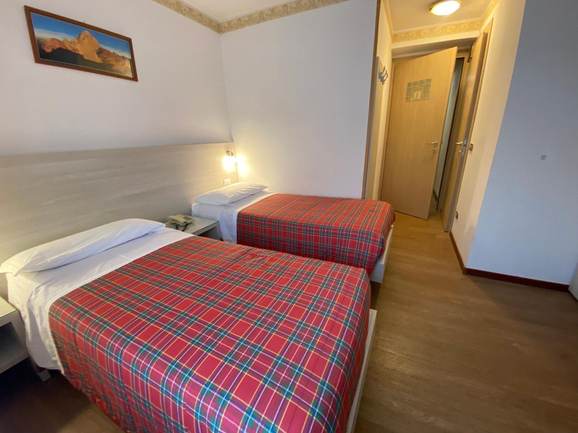 Hotel International Tarvisio Exteriör bild